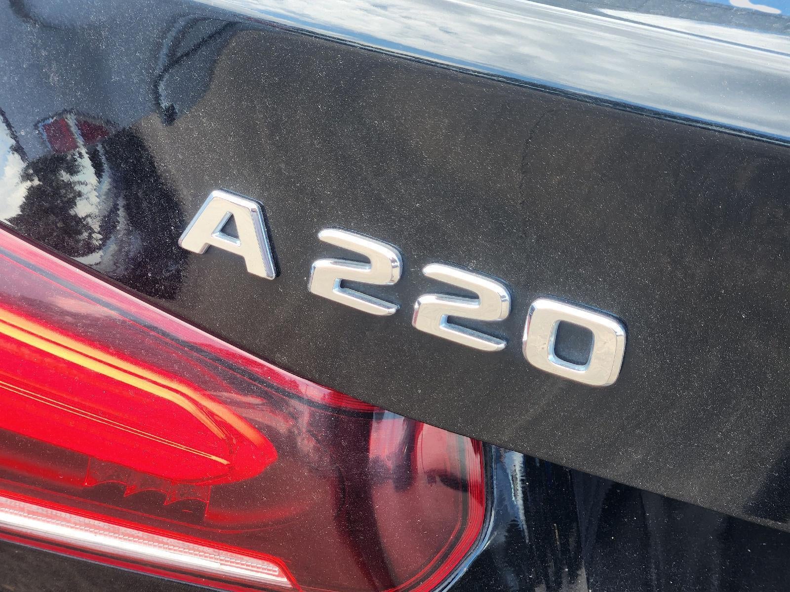 2022 Mercedes-Benz 220 Base