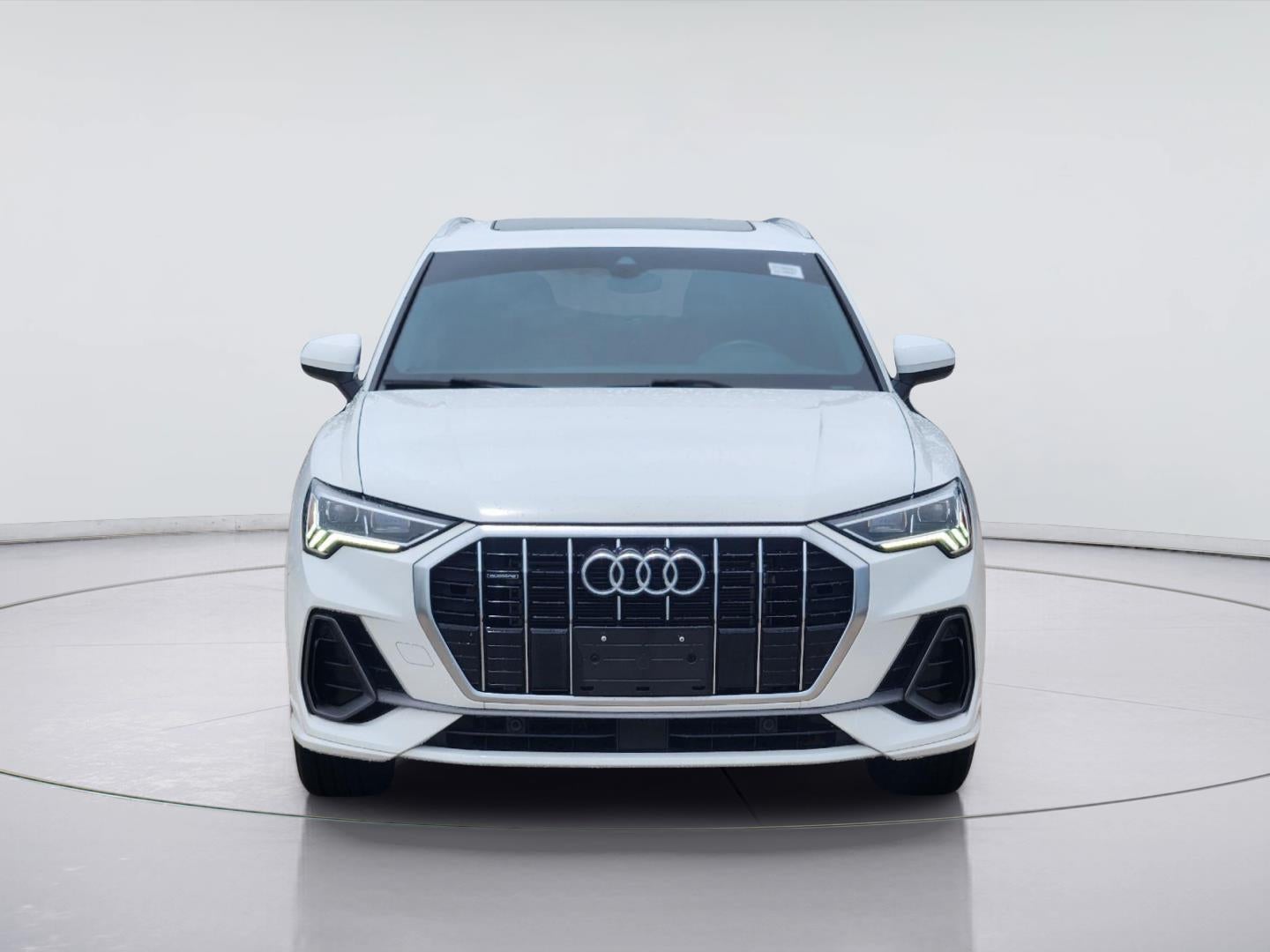 2023 Audi Q3 S line Premium