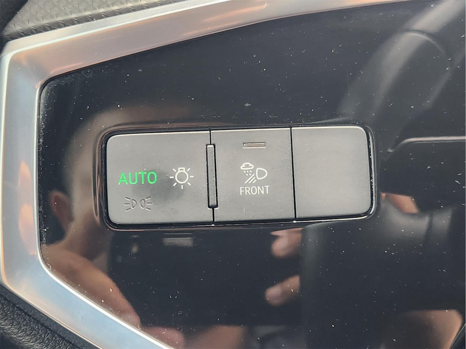 2023 Audi Q3 S line Premium