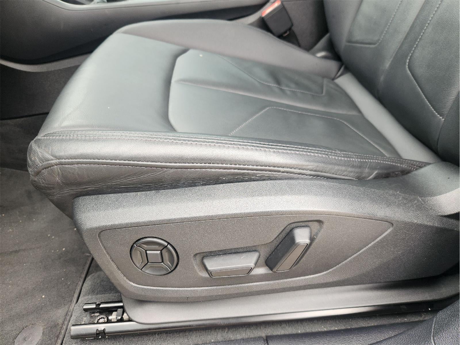 2023 Audi Q3 S line Premium
