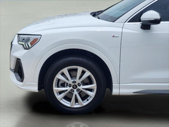 2023 Audi Q3 S line Premium