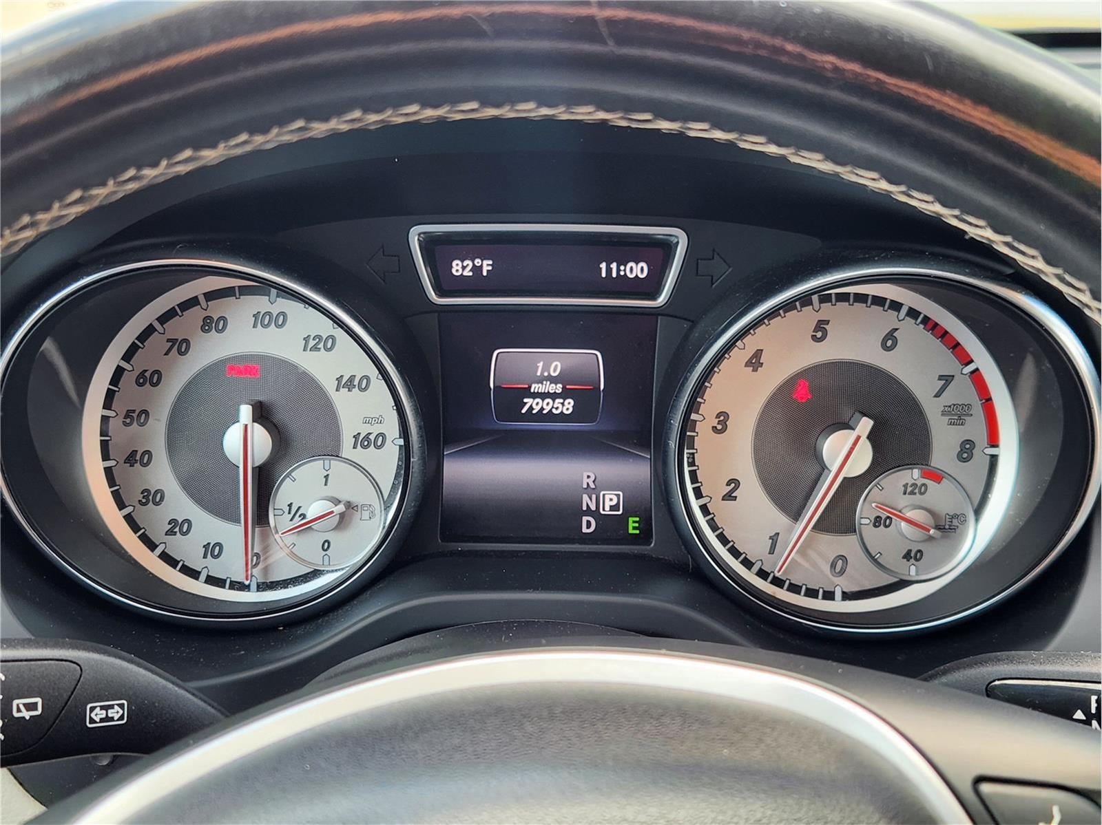2015 MERCEDES-BENZ TRUCK GLA-CLASS Base