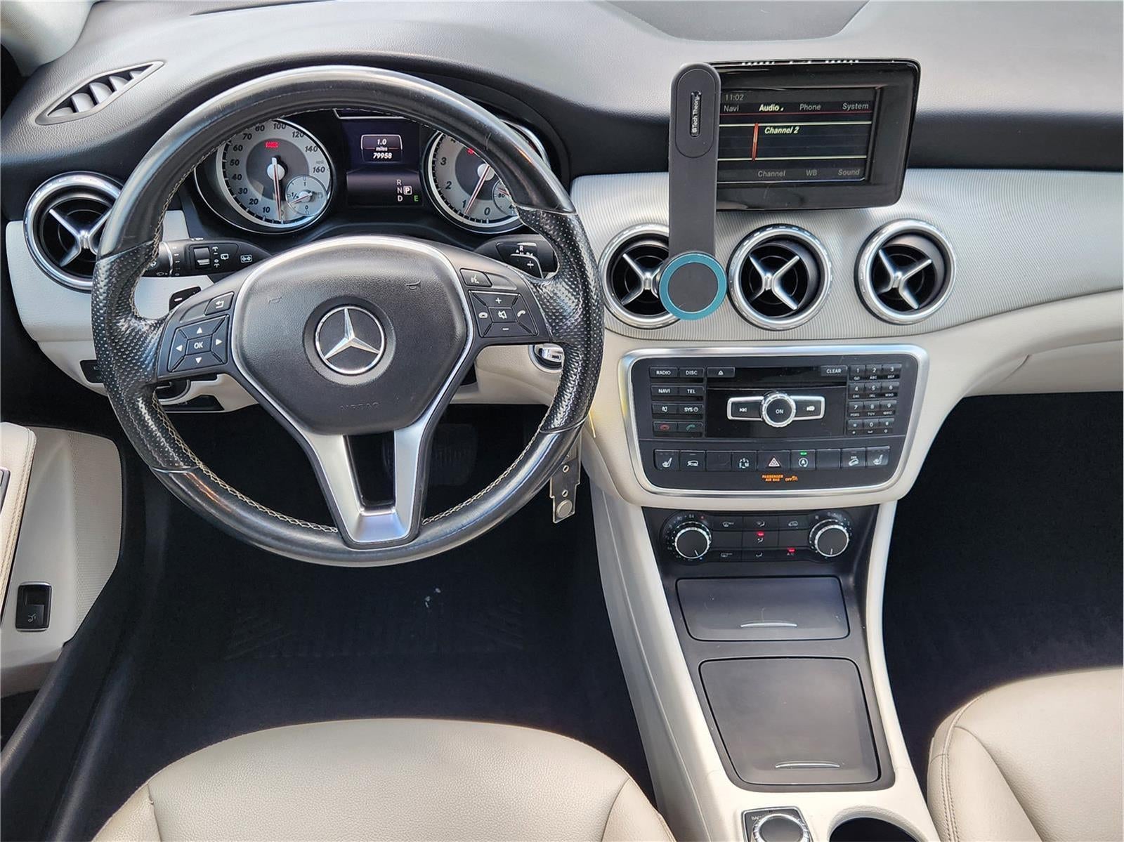 2015 MERCEDES-BENZ TRUCK GLA-CLASS Base