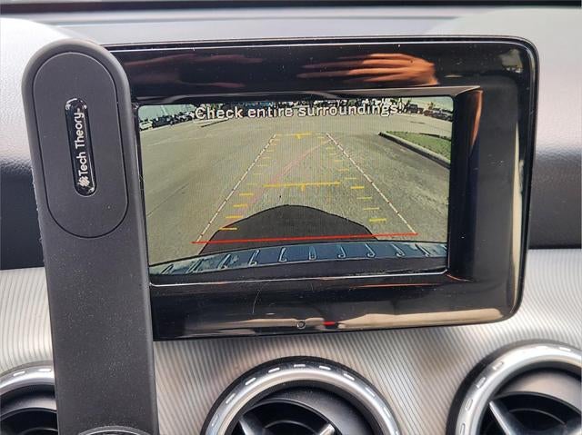 2015 MERCEDES-BENZ TRUCK GLA-CLASS Base