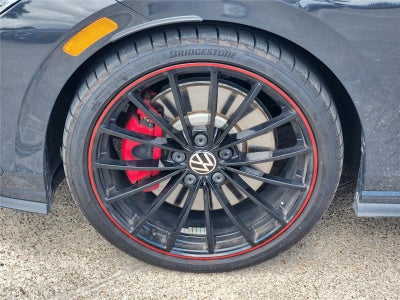 2023 Volkswagen Golf GTI 40th Anniversary Edition