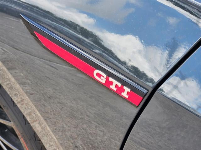 2023 Volkswagen Golf GTI 40th Anniversary Edition