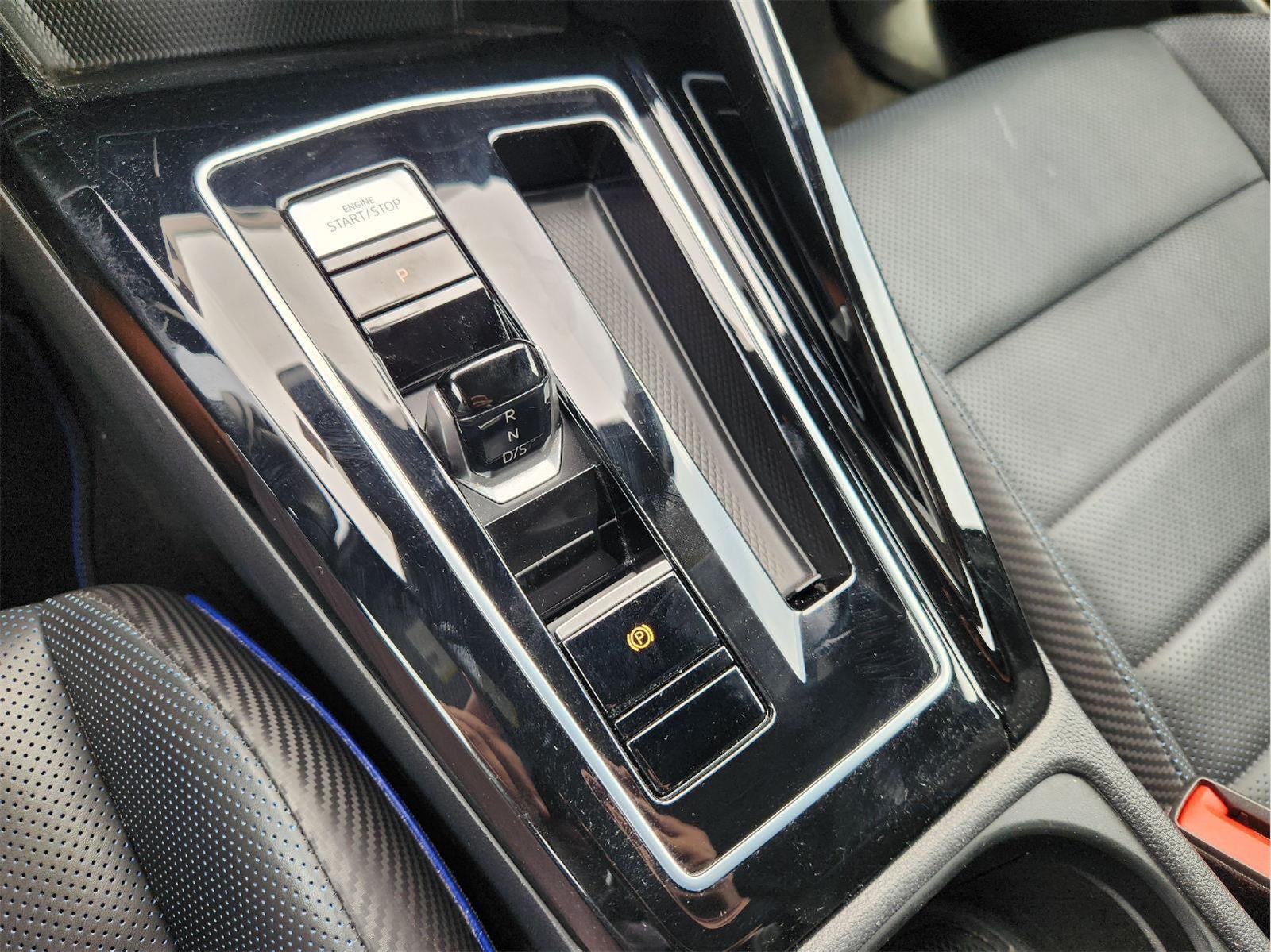 2023 Volkswagen Golf R 20th Anniversary Edition
