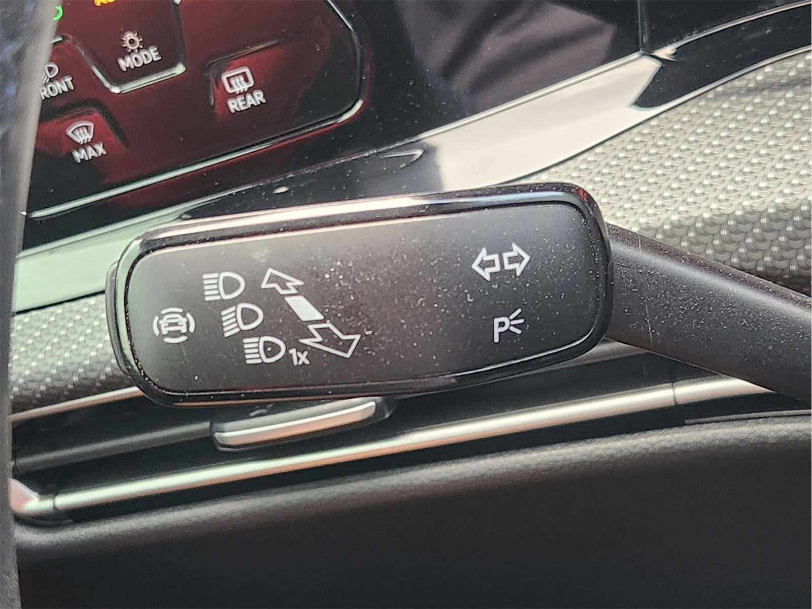 2024 Volkswagen Golf R SUN