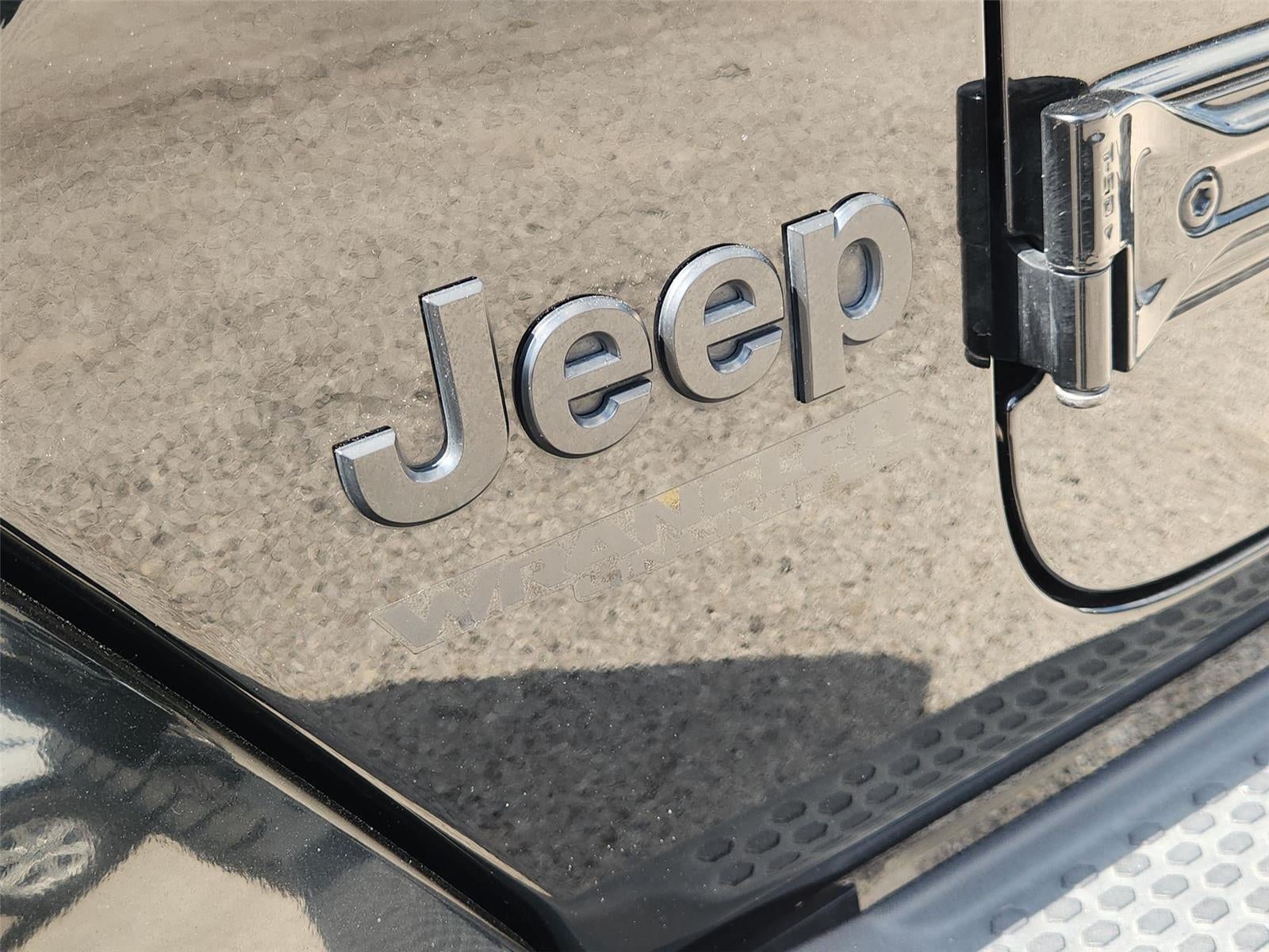 2021 Jeep Wrangler Unlimited Sahara Altitude
