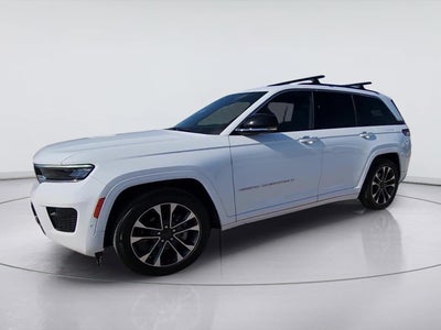 2022 Jeep Grand Cherokee Overland