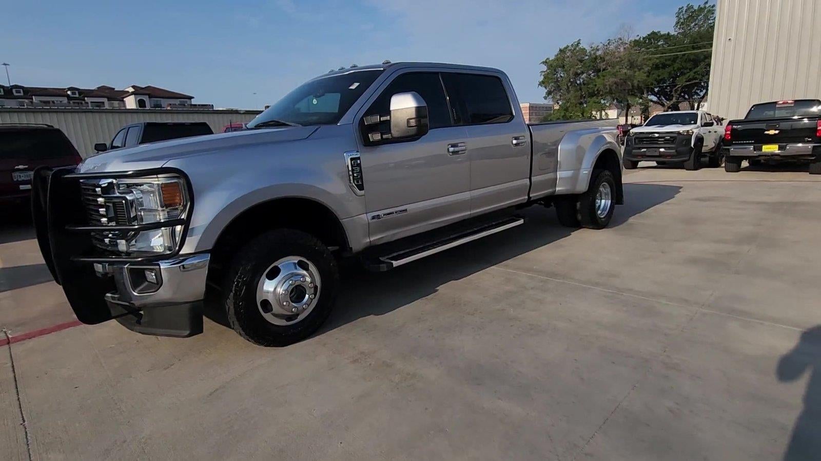 2022 Ford Super Duty F-350 Drw LARIAT