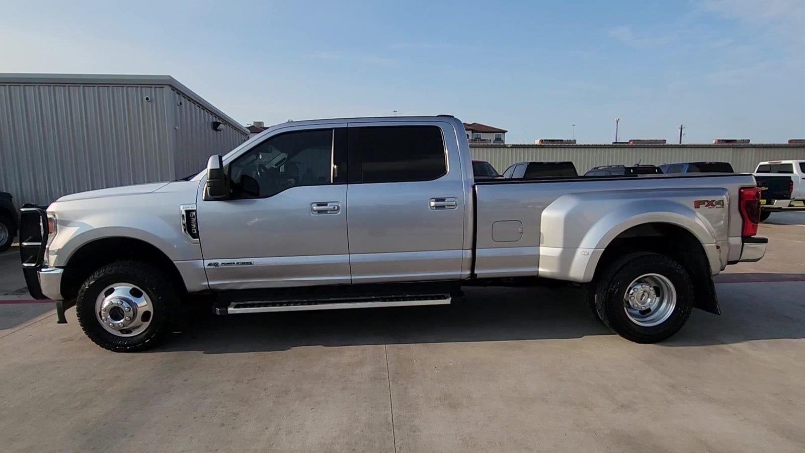 2022 Ford Super Duty F-350 Drw LARIAT