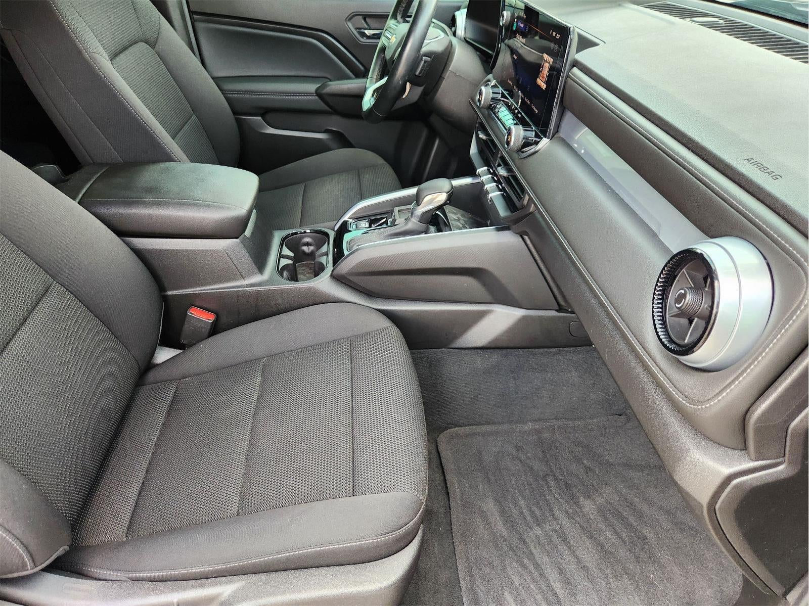 2024 Chevrolet Colorado 2WD LT
