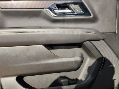 2025 GMC Yukon Elevation