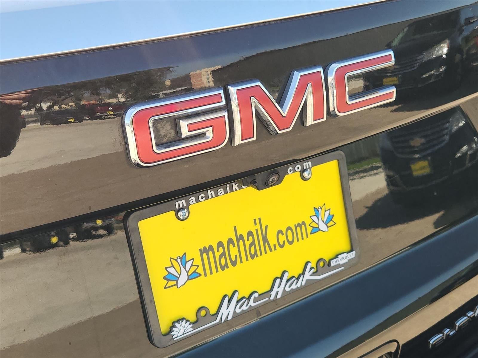 2025 GMC Yukon Elevation