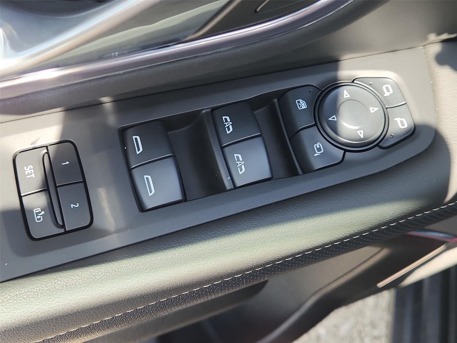 2024 GMC Yukon XL SLT
