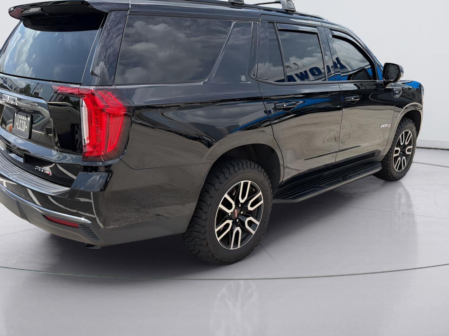 2023 GMC Yukon AT4