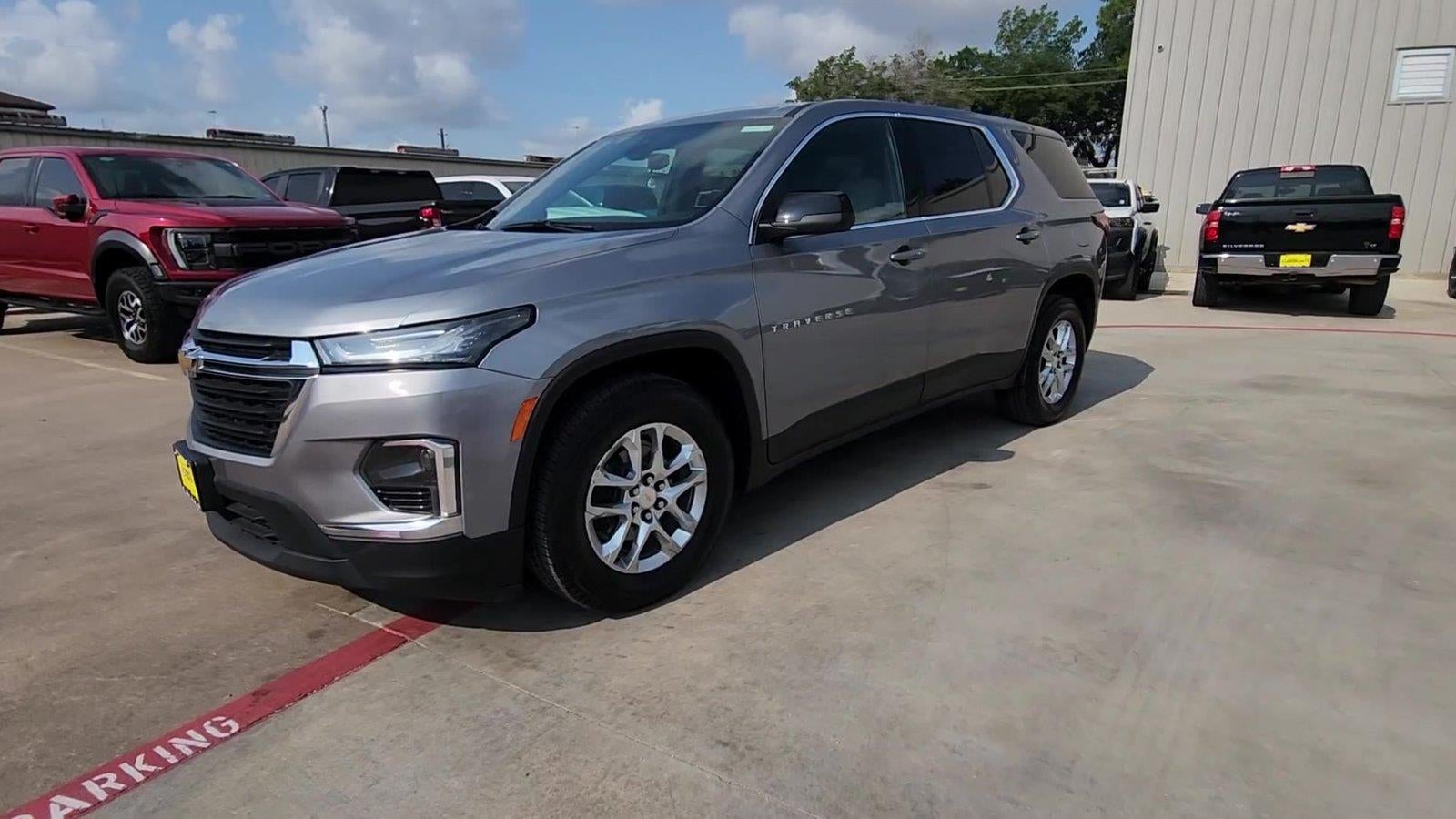 2023 Chevrolet Traverse LS