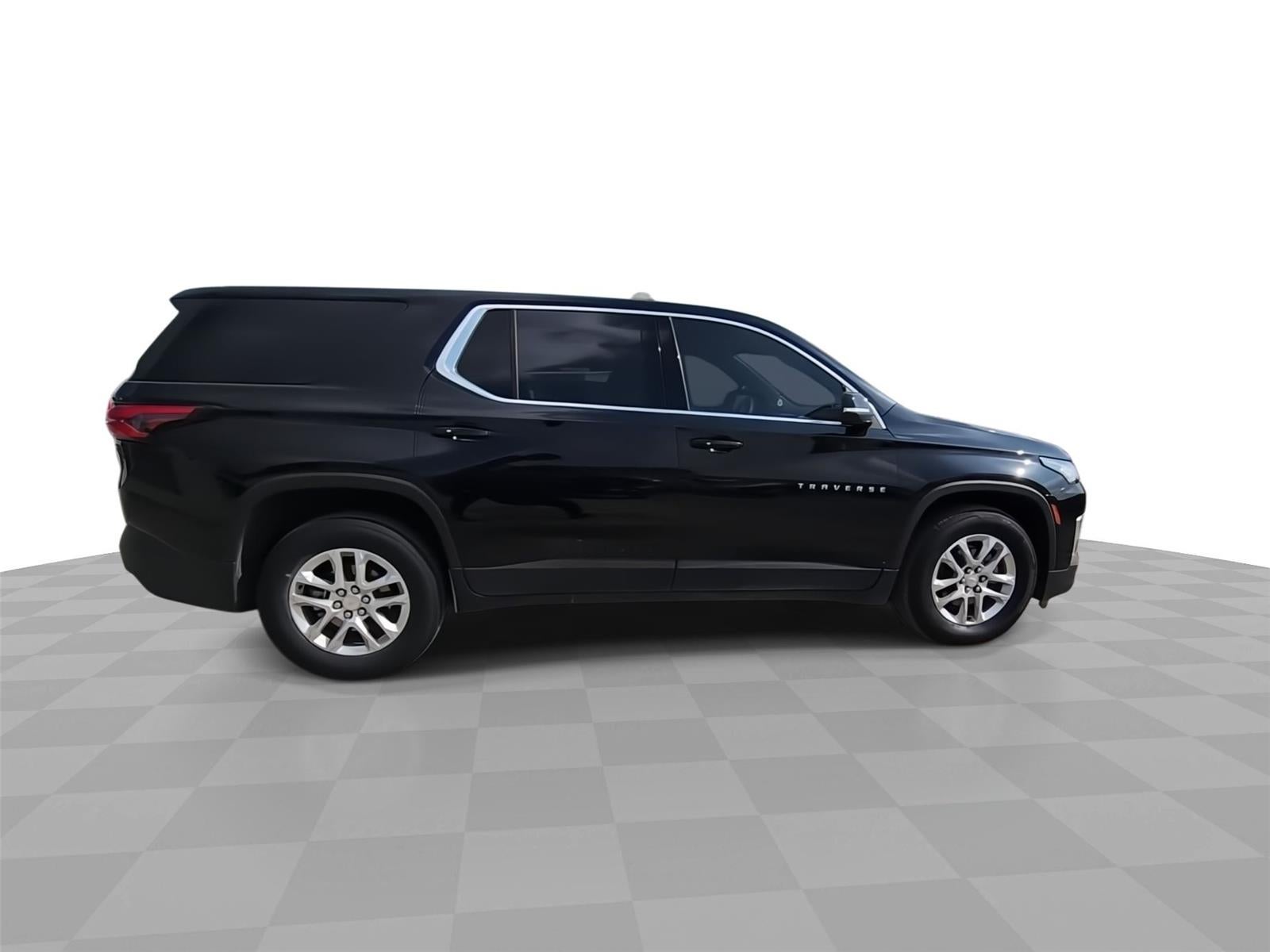 2023 Chevrolet Traverse LS