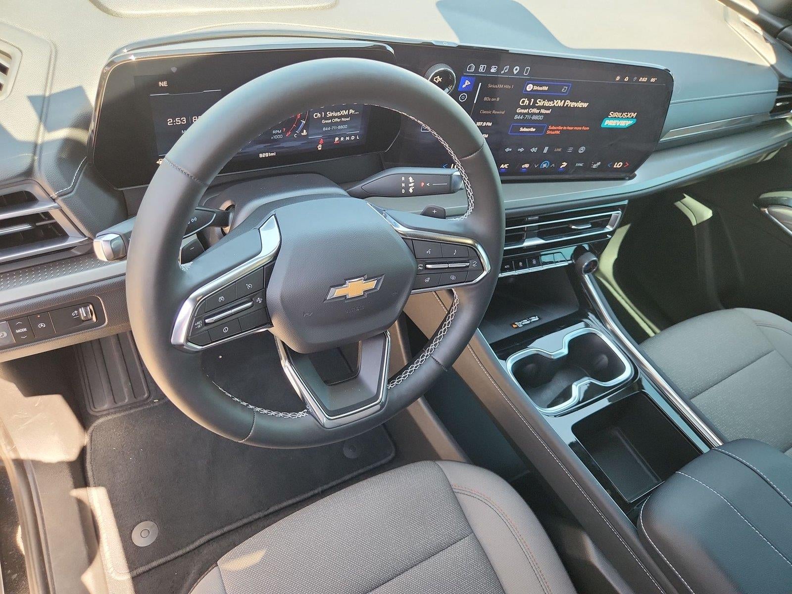 2026 Chevrolet Traverse FWD LT