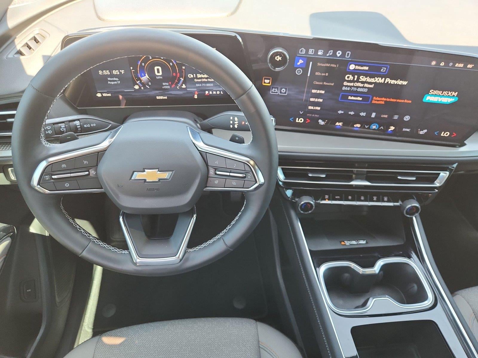 2026 Chevrolet Traverse FWD LT