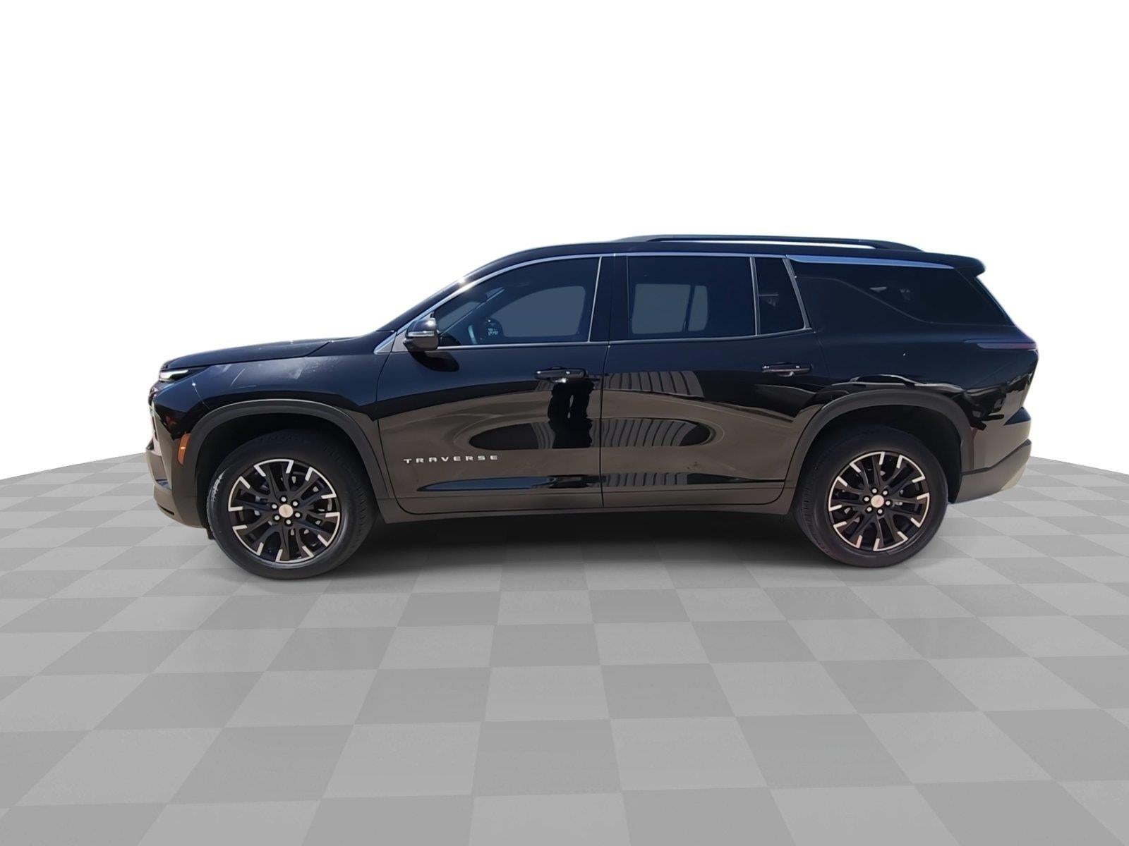 2026 Chevrolet Traverse FWD LT