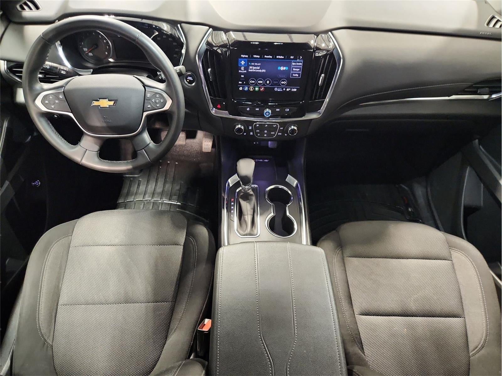 2023 Chevrolet TRAVERSE LT