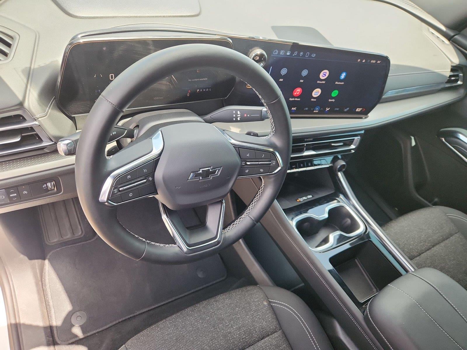 2025 Chevrolet Traverse FWD LT