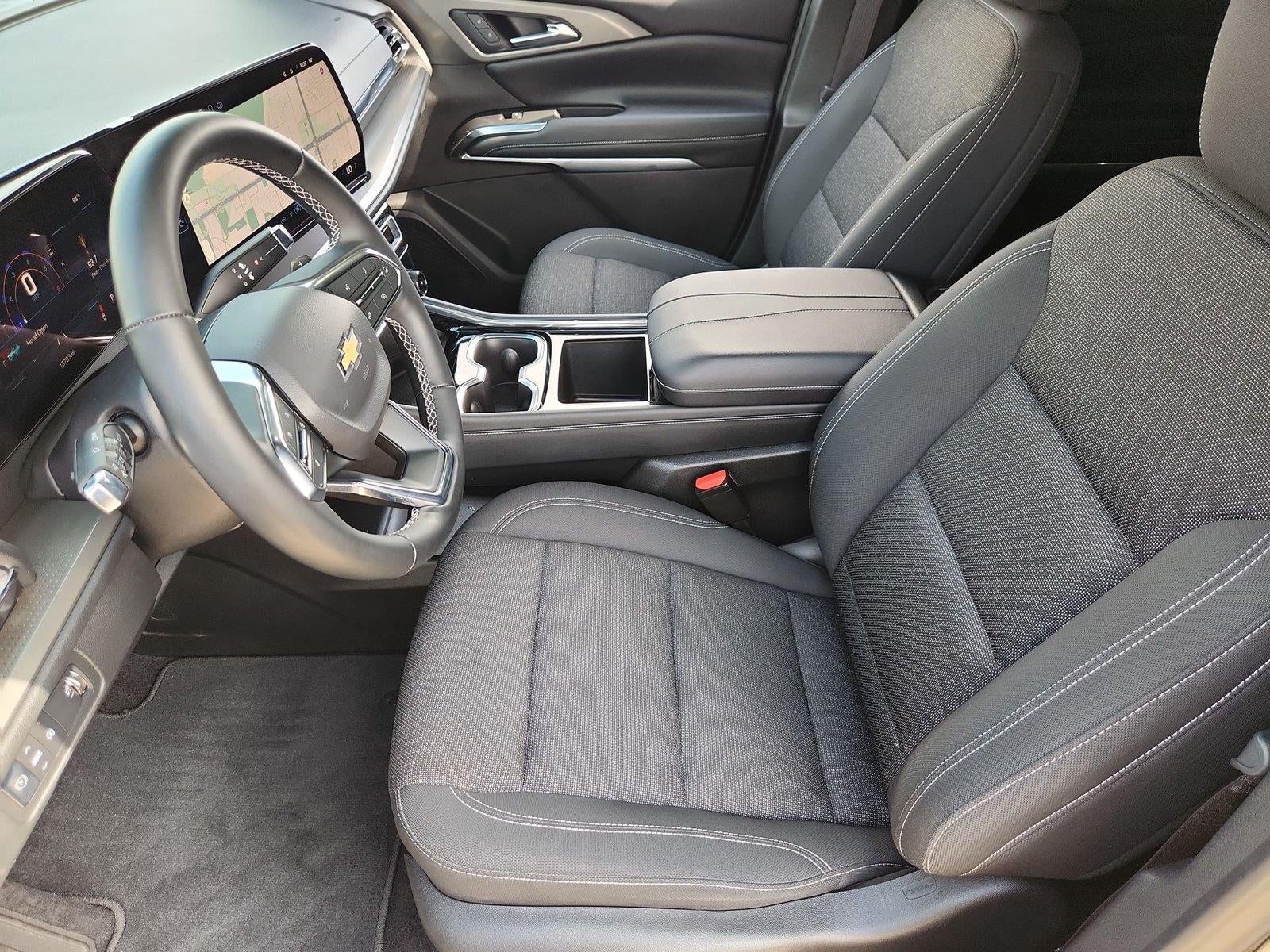 2025 Chevrolet Traverse FWD LT