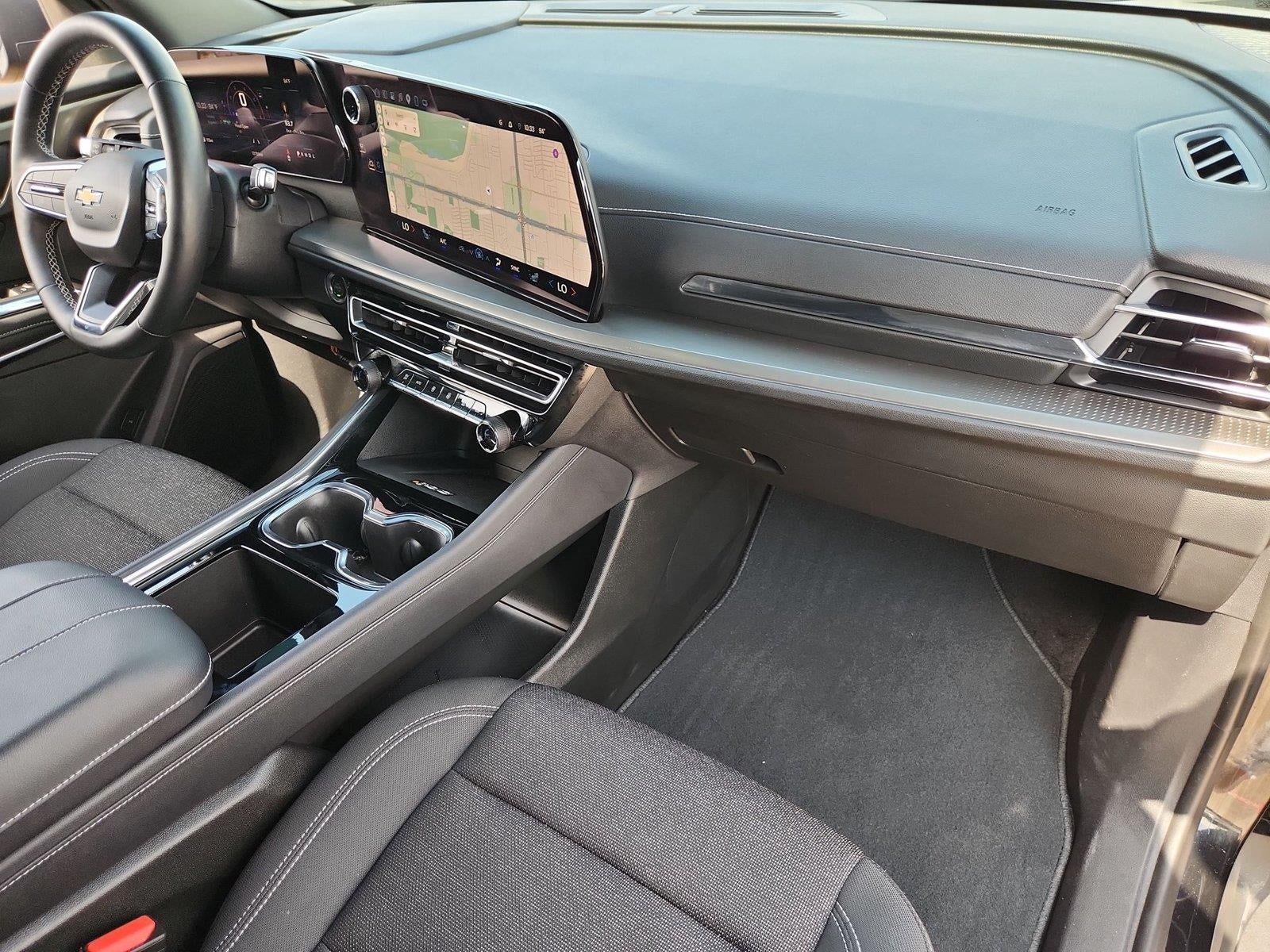 2025 Chevrolet Traverse FWD LT