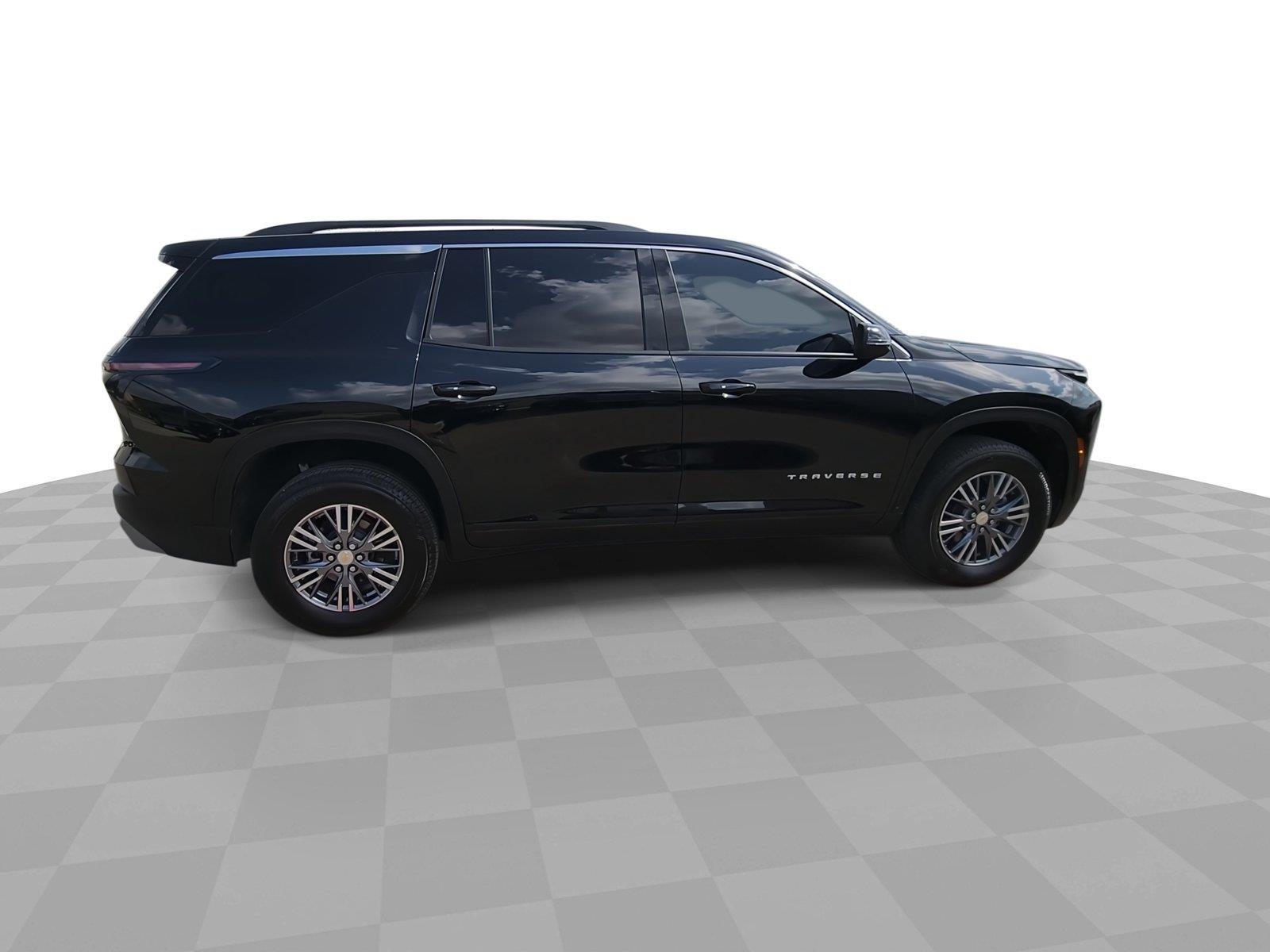 2025 Chevrolet Traverse FWD LT