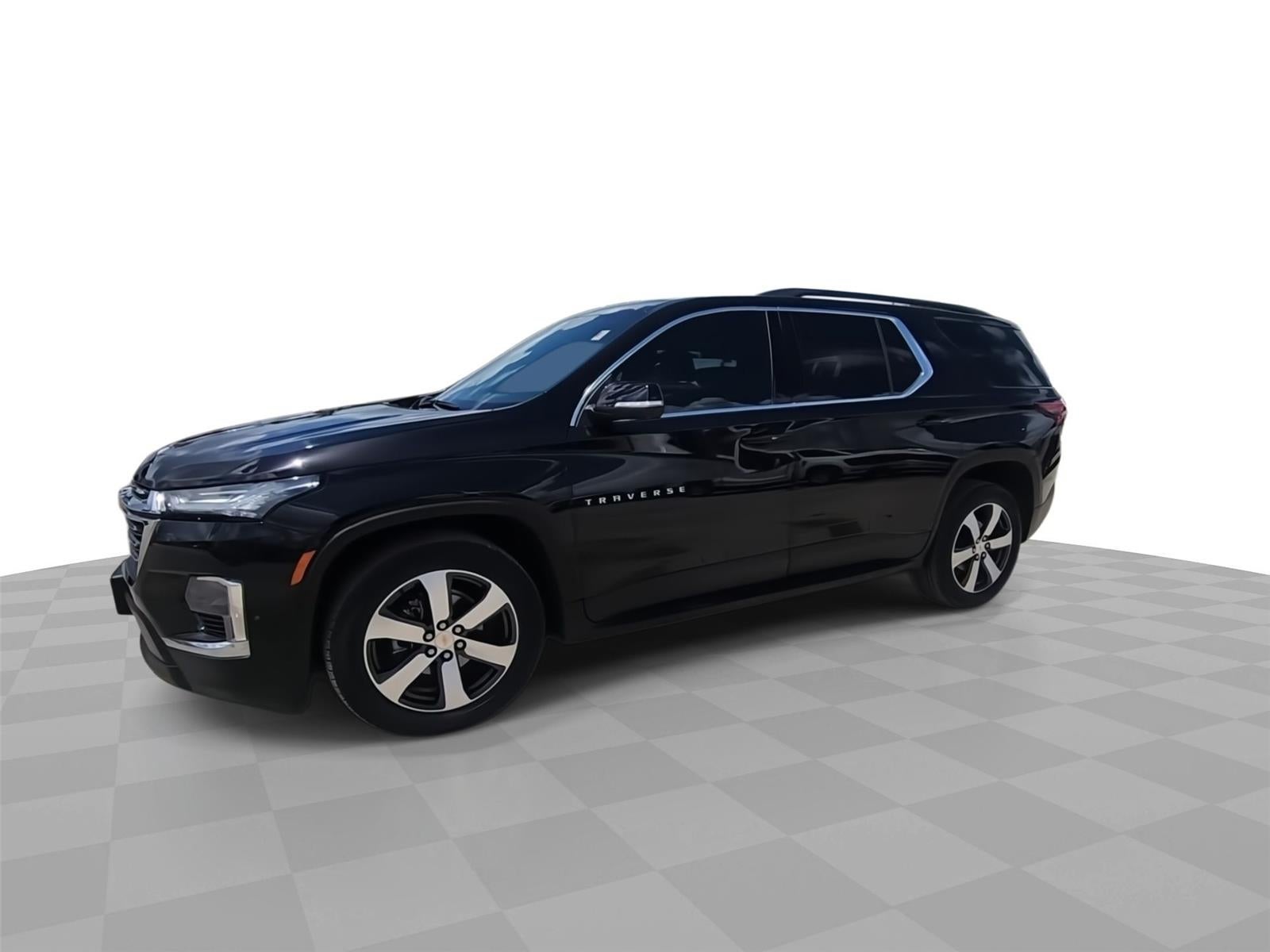 2023 Chevrolet Traverse LT Leather