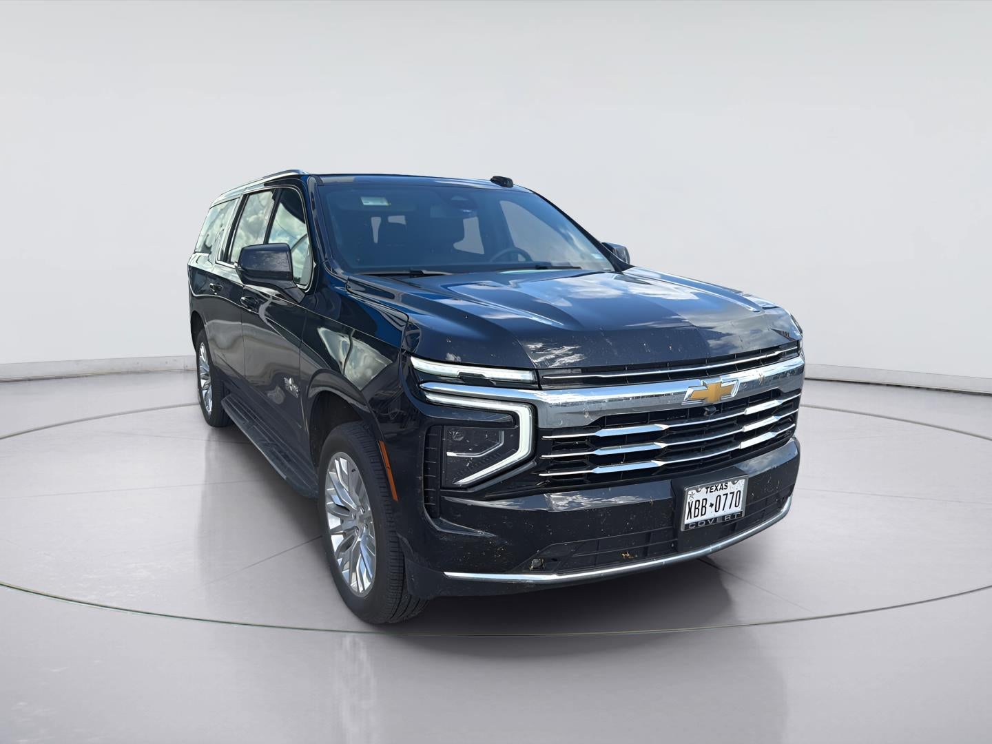 2025 Chevrolet Suburban LT