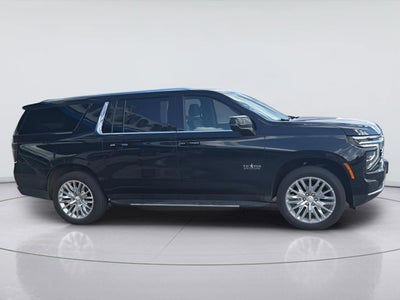 2025 Chevrolet Suburban LT