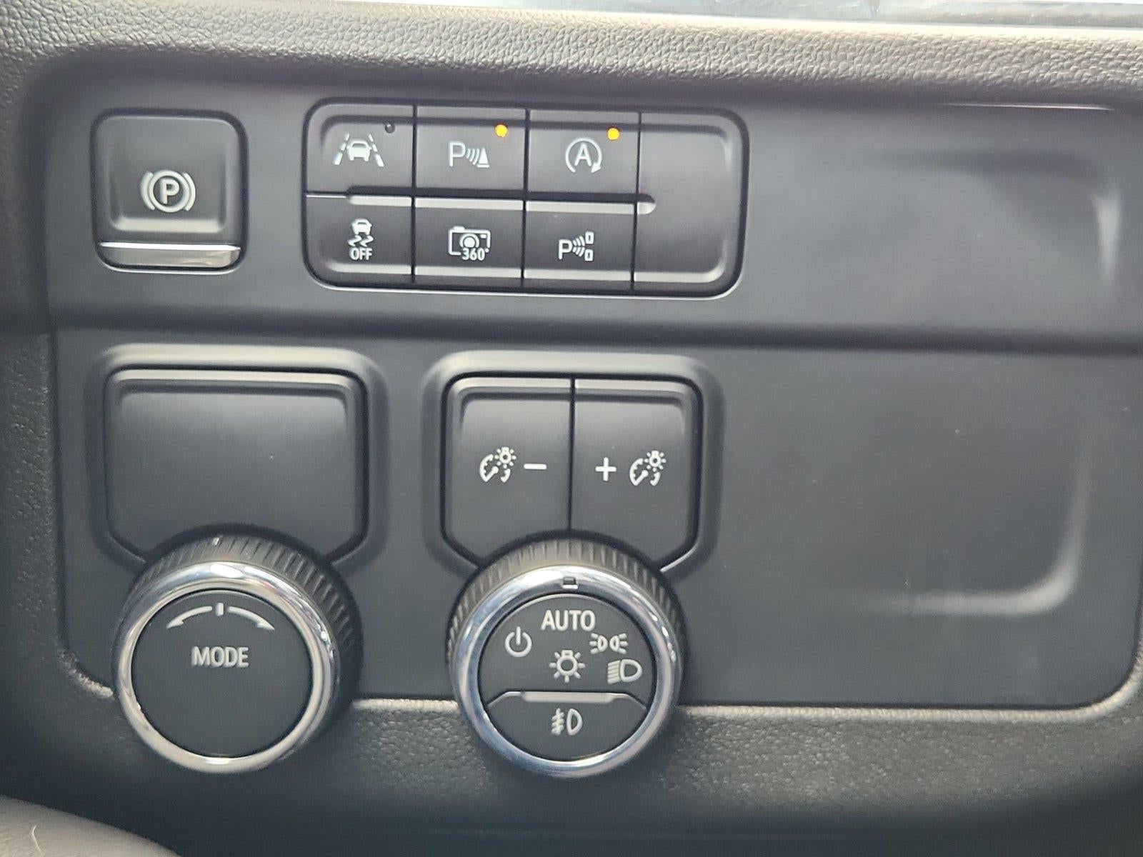 2025 Chevrolet Tahoe RST