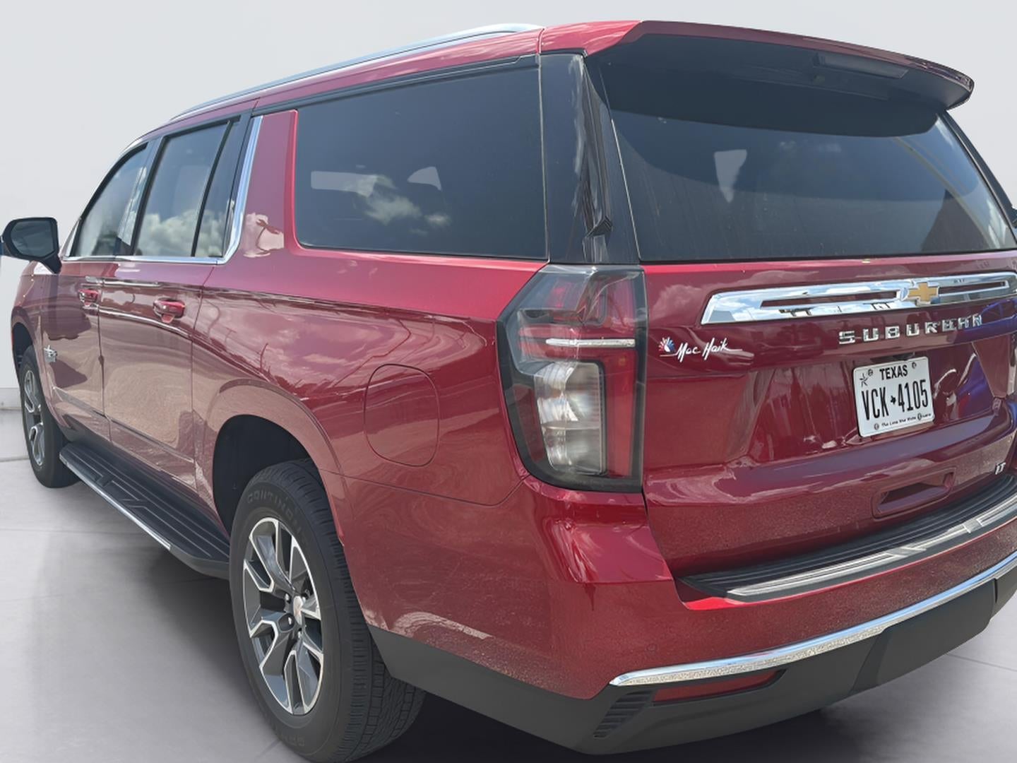2024 Chevrolet Suburban LT