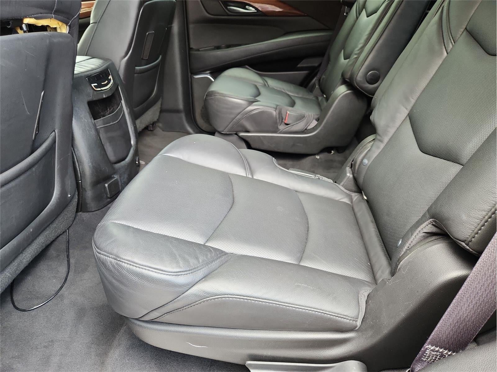 2016 Cadillac ESCALADE STD