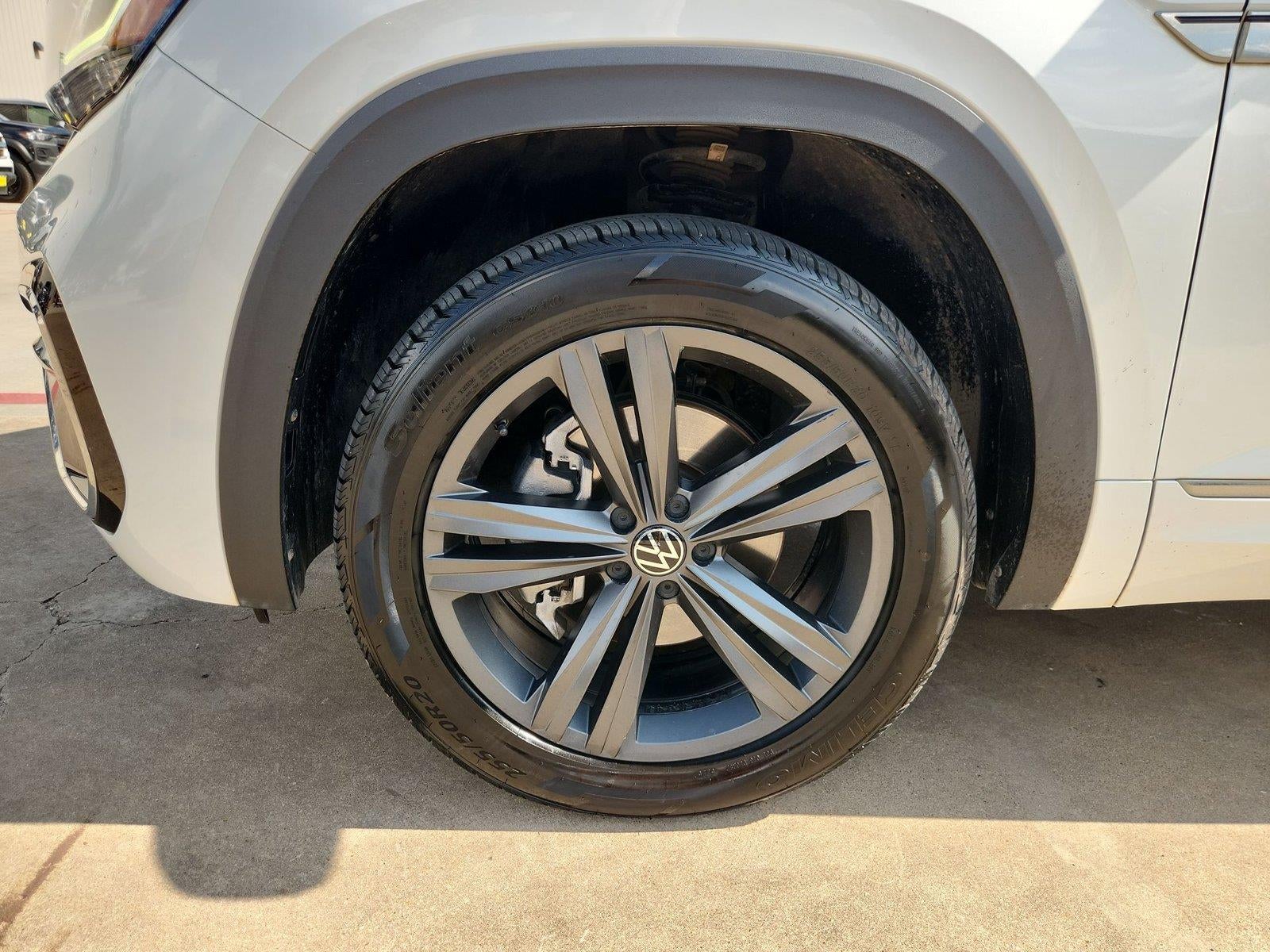 2021 Volkswagen Atlas Cross Sport 3.6L V6 SE w/Technology R-Line