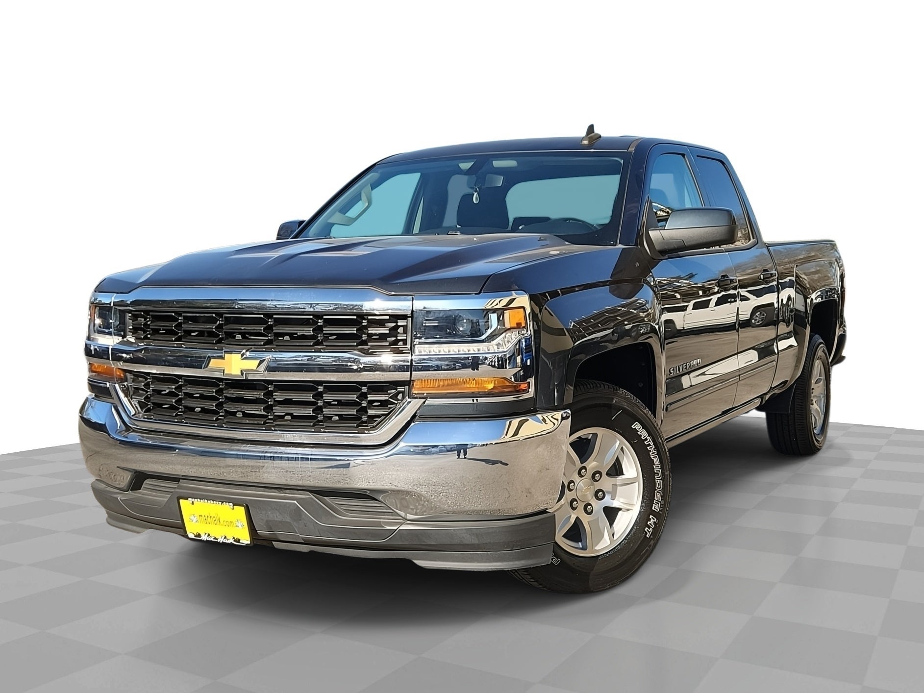 2019 Chevrolet Silverado 1500 LT Double Cab Std Box's photo