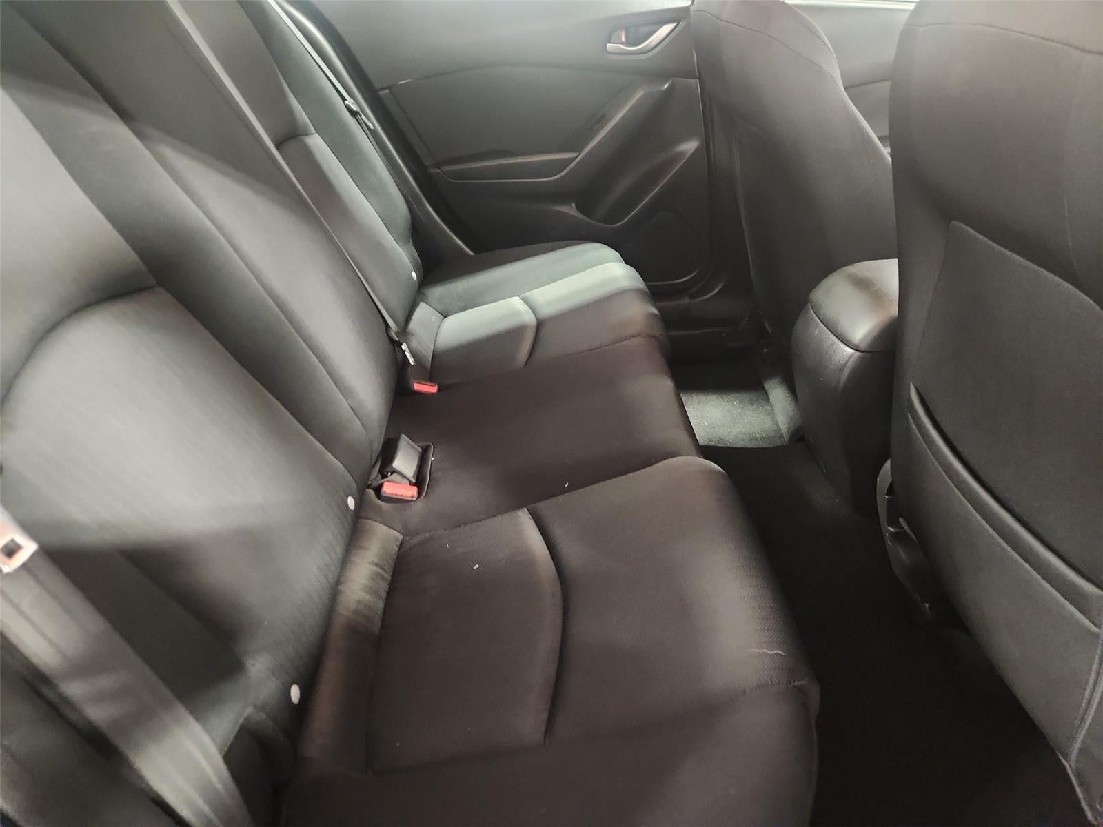 2016 Mazda Mazda3 i Sport