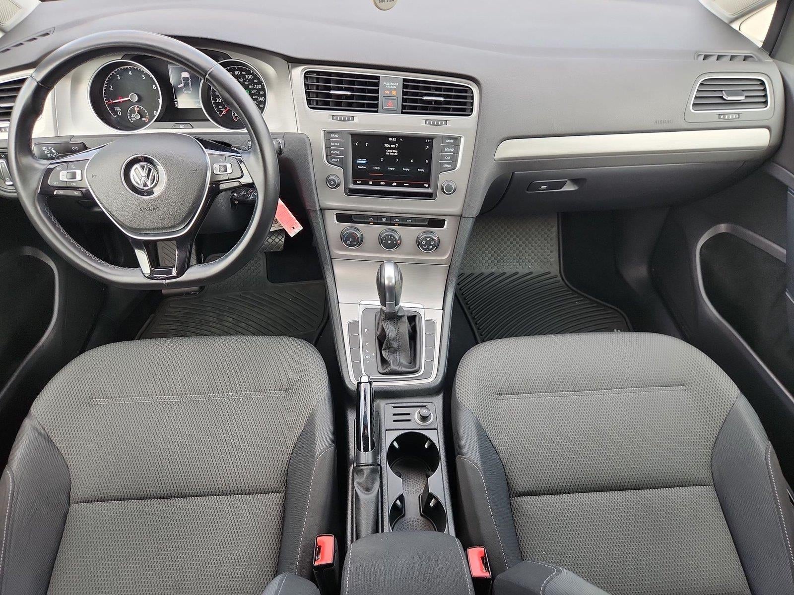 2016 Volkswagen Golf TSI S w/Sunroof