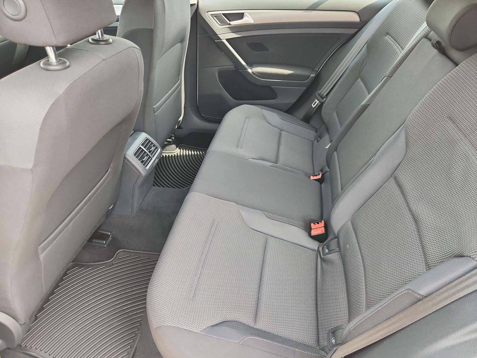 2016 Volkswagen Golf TSI S w/Sunroof