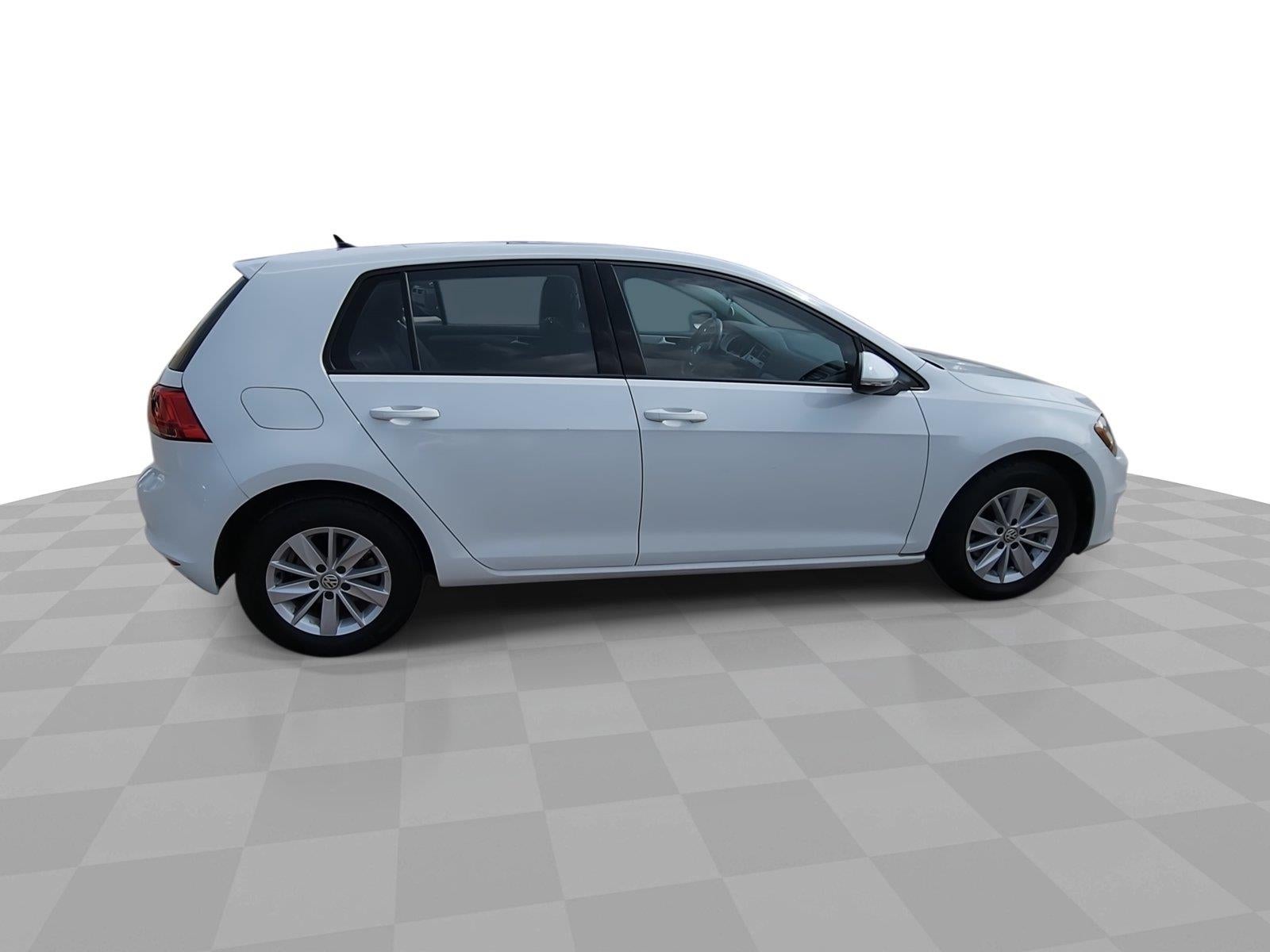 2016 Volkswagen Golf TSI S w/Sunroof