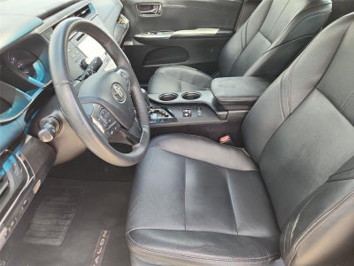 2018 Toyota AVALON Base
