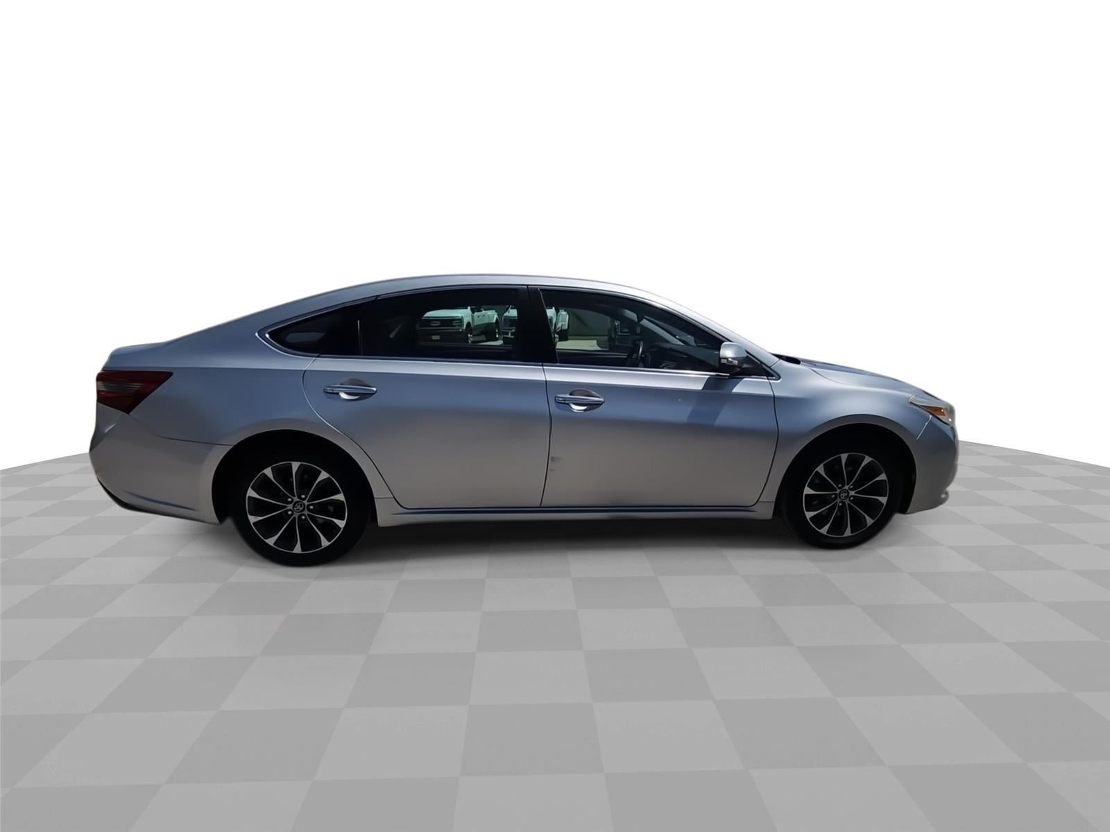 2018 Toyota AVALON Base