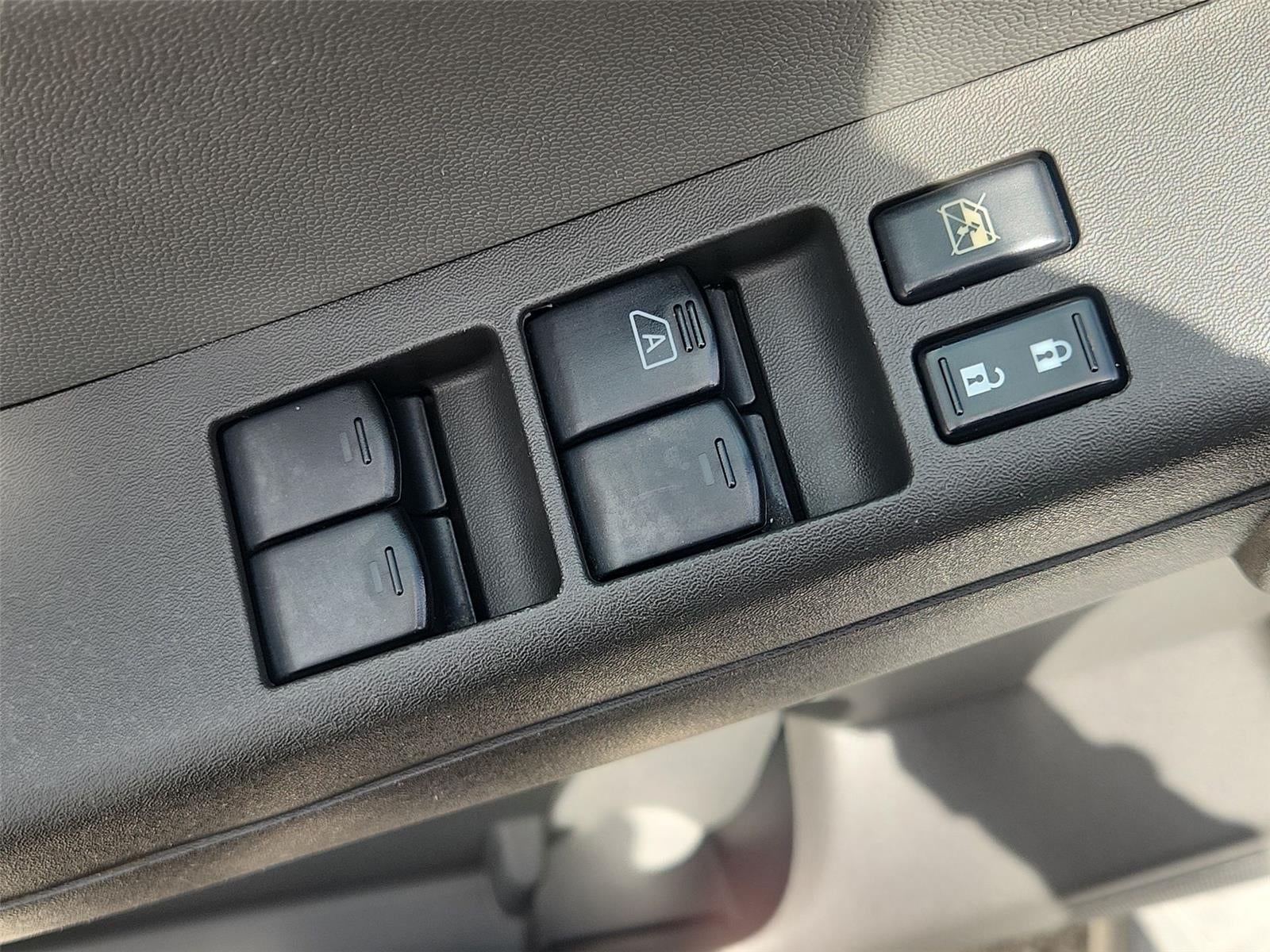 2010 Nissan Xterra S