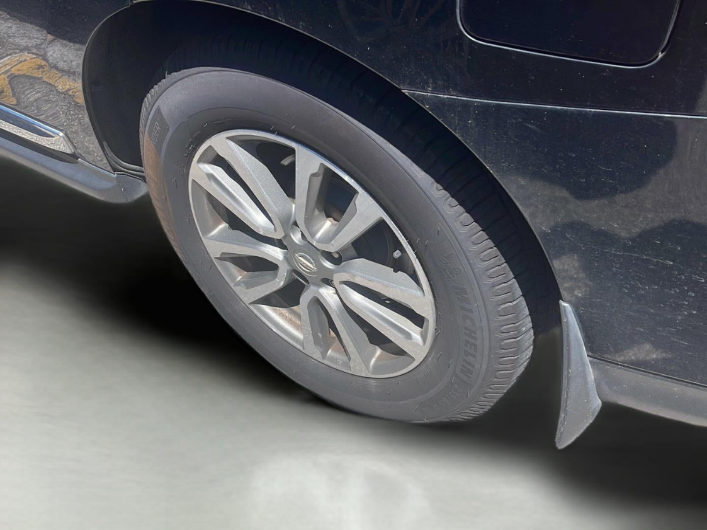 2014 Nissan Pathfinder SL