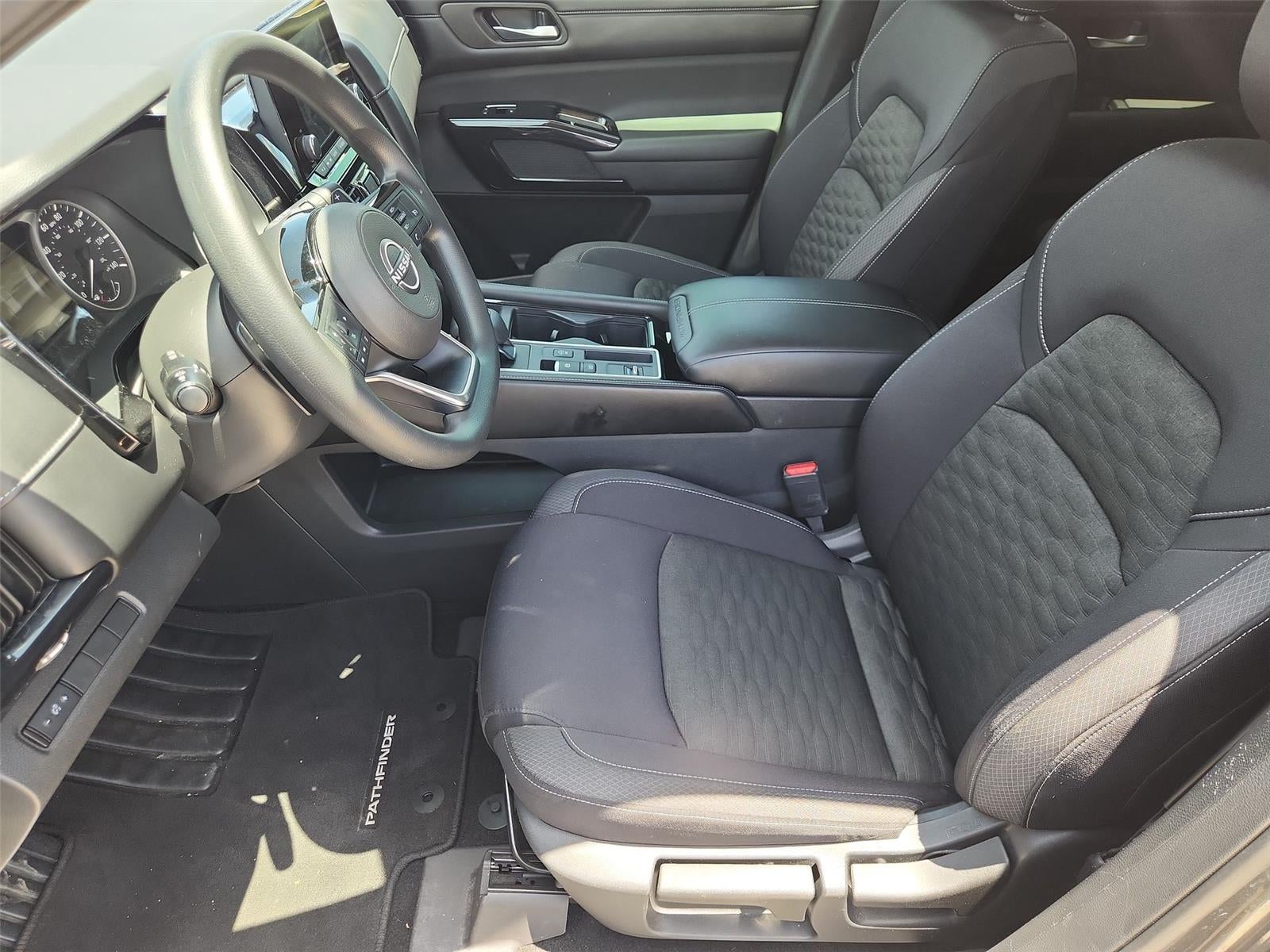2022 Nissan Pathfinder S