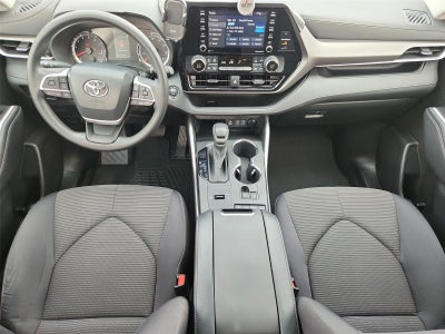 2022 Toyota Highlander L