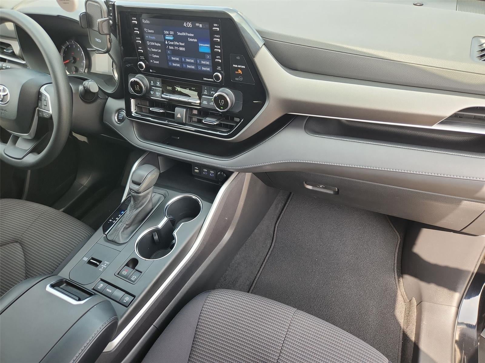 2022 Toyota Highlander L